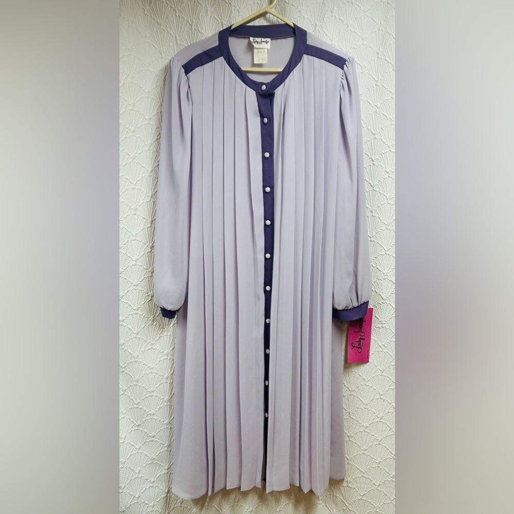 NWT Vintage Purple Jennifer Gown/Robe
